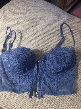 NWT VS Lace Front-Zip Longline Bralette - blue 34D